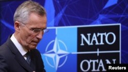 NATO Genel Sekreteri Jens Stoltenberg Brüksel'deki NATO karargahında basın toplantısı düzenledi. 